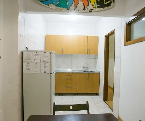 Douro Surf Hostel Βίλα Νόβα ντε Γκάια